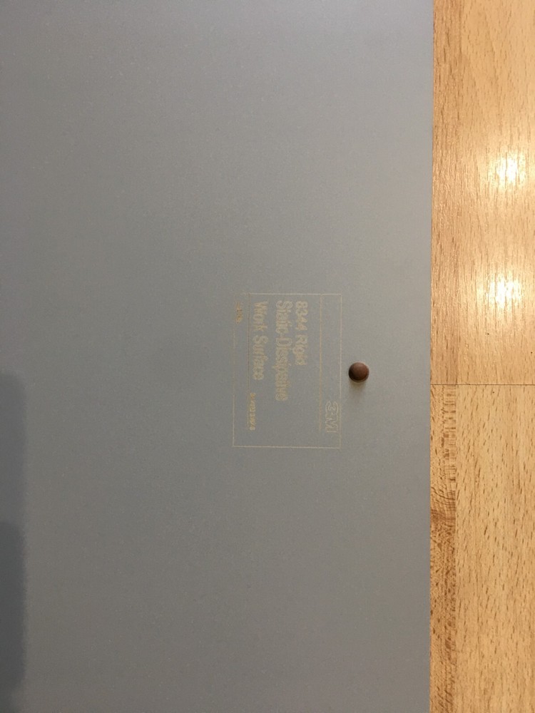 3m M#8344 rigid anti-static 24"x36" work surface