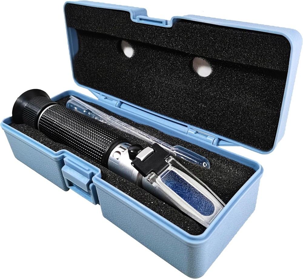 0-100 PPT Salinity Refractometer with Temperature Compensation & Hard Case