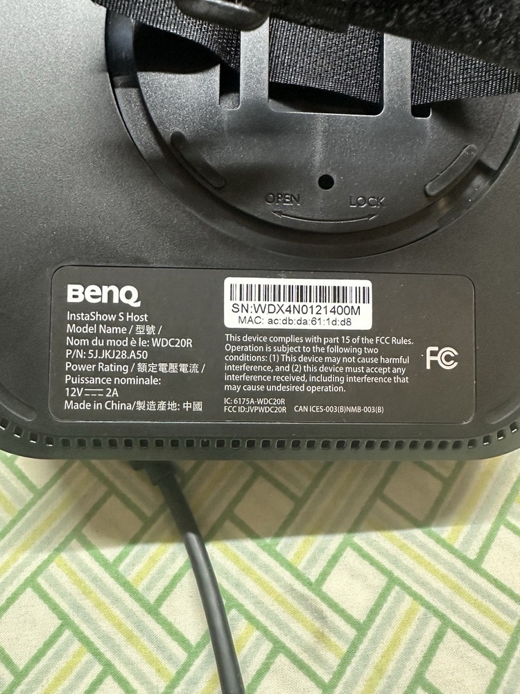 BenQ InstaShow Wireless Presentation System Bundle (Mixed Lot)