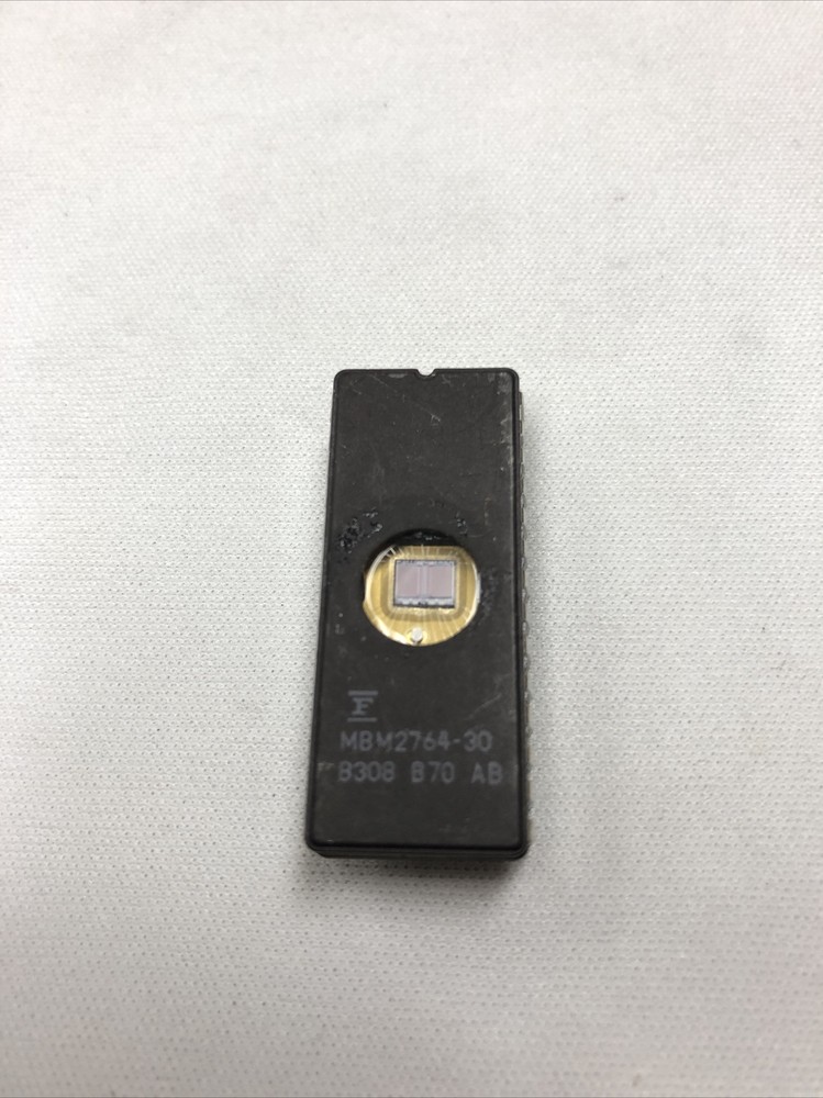 MBM2764-30,  ID-D-7-5-3-3, chips Components