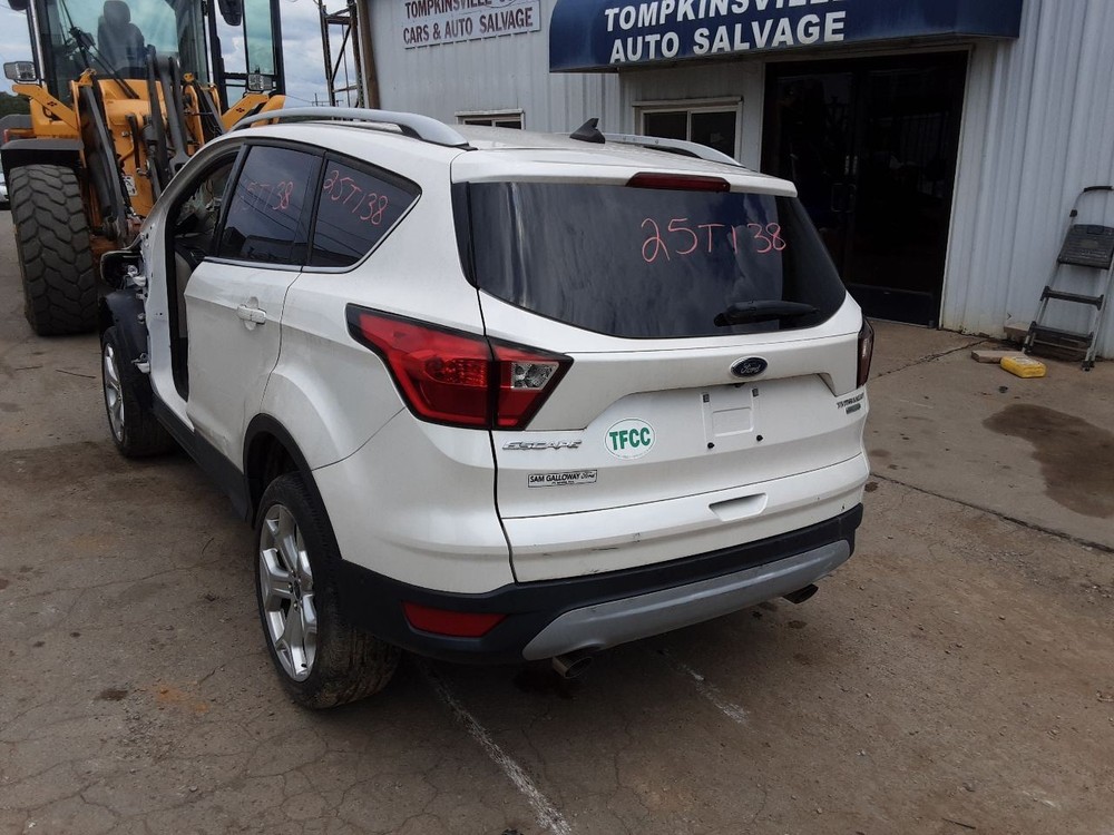 Info-GPS-TV Screen Front 8.0" Screen Fits 16-19 ESCAPE 1313042