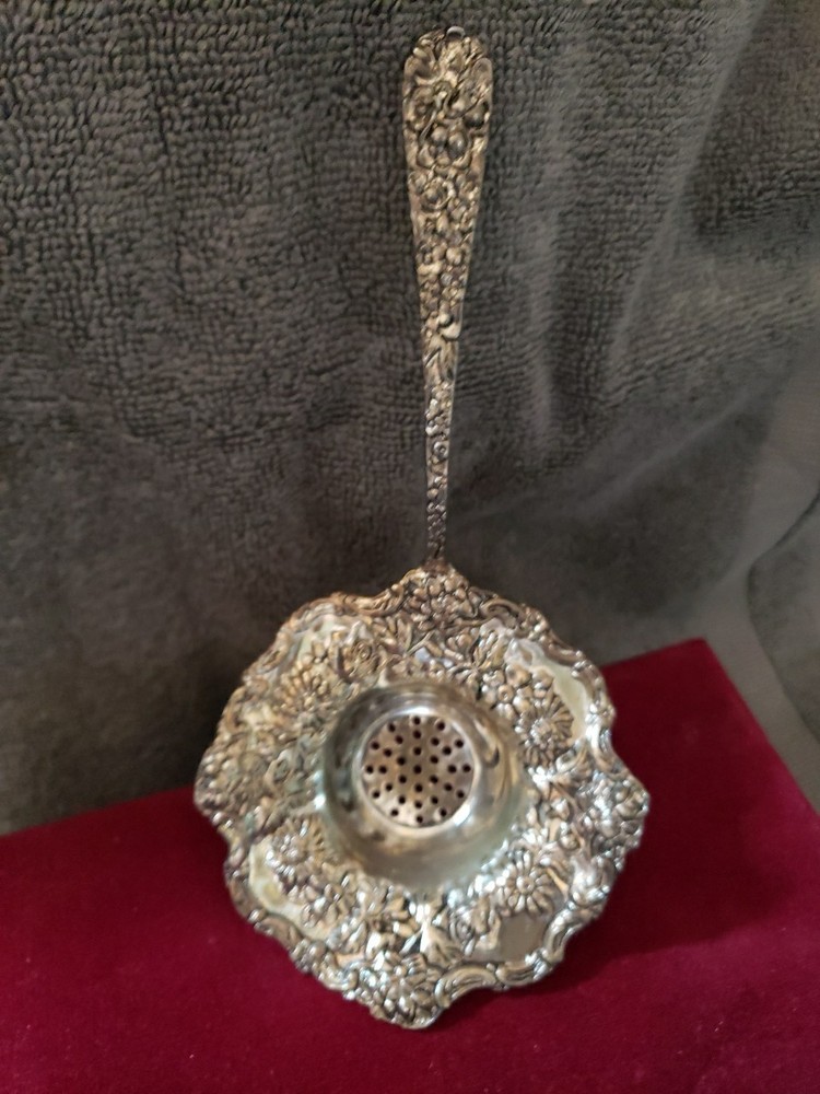 Godinger Tea Strainer Silver Plate Olde Bouquet with Storage Box