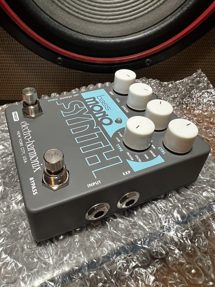 Electro-Harmonix Bass Mono Synth Pedal