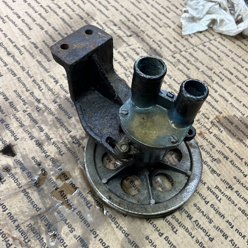 Volvo penta raw water pump