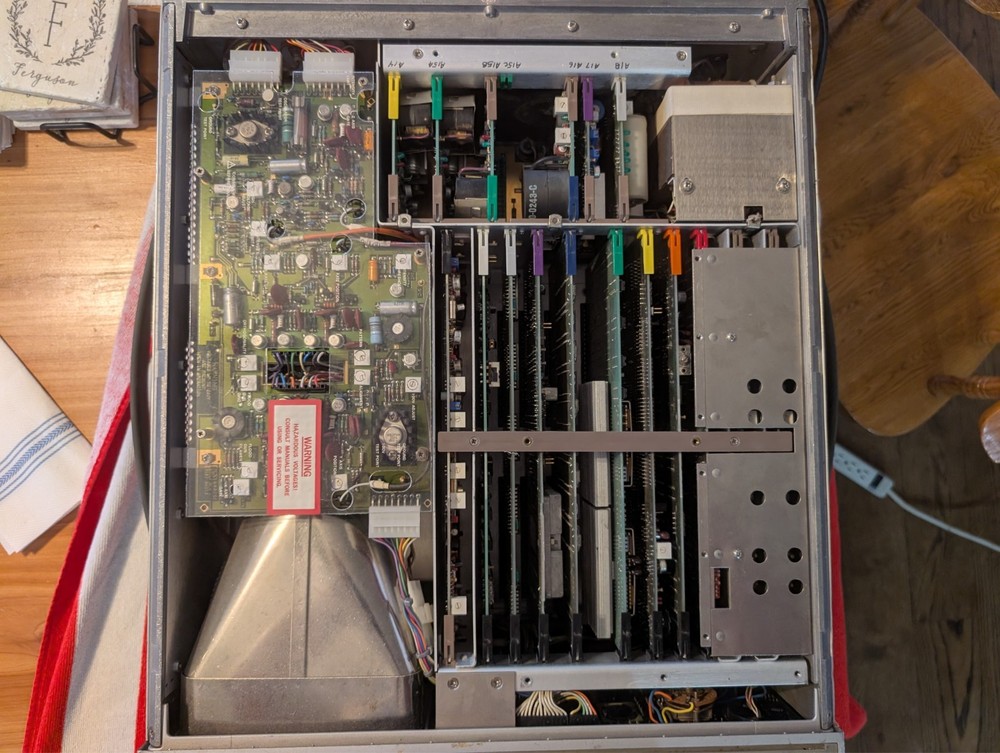 HP 3582A Dual-Channel Dynamic Spectrum Analyzer - Powers Up, CRT Does Not Work