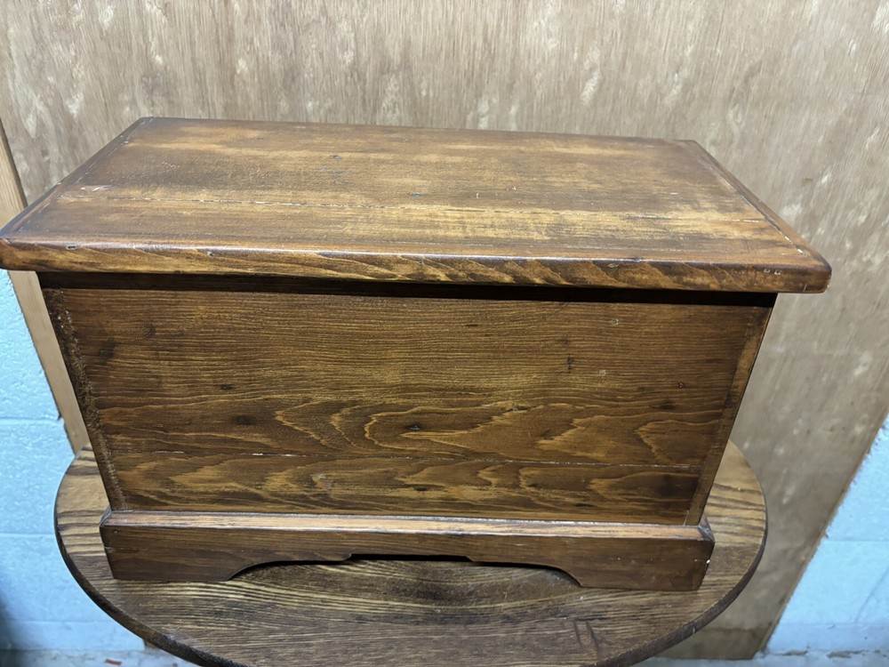 Miniature Salesman Sample Size Blanket Chest