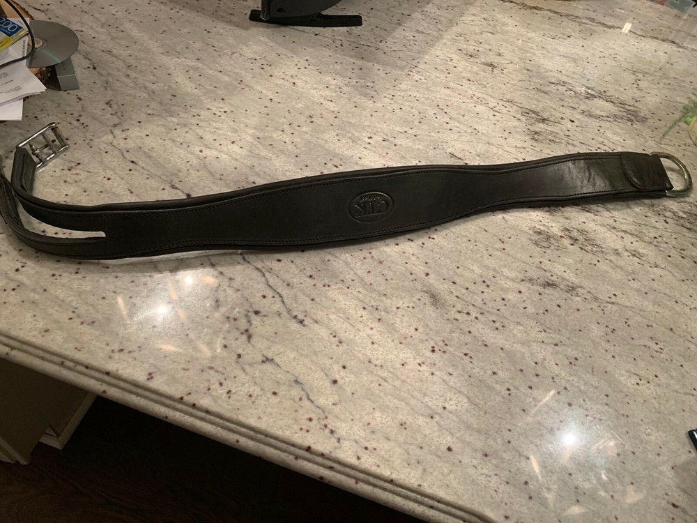 CTK Black Leather Cinch 44"