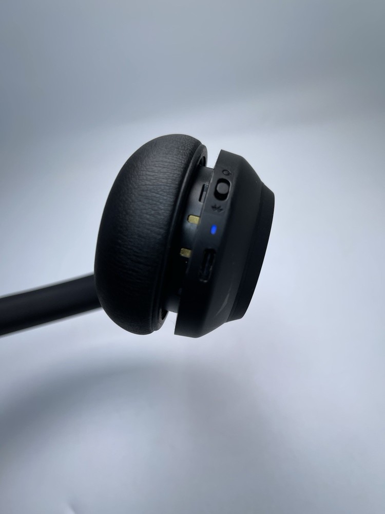 Jabra Evolve2 65 Wireless Headset With Charging Cord TESTED WORKING