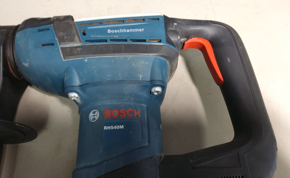 Bosch RH540M Combination Rotary Hammer