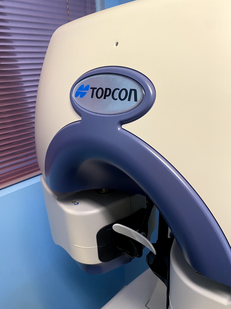 Topcon Chronos! Binocular refractor, keratometer and subjective refract!