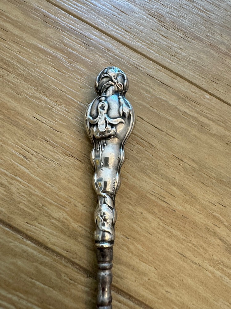 Antique Sterling Silver Handle Button Hook w/ Dangling / Hanging Flower Design