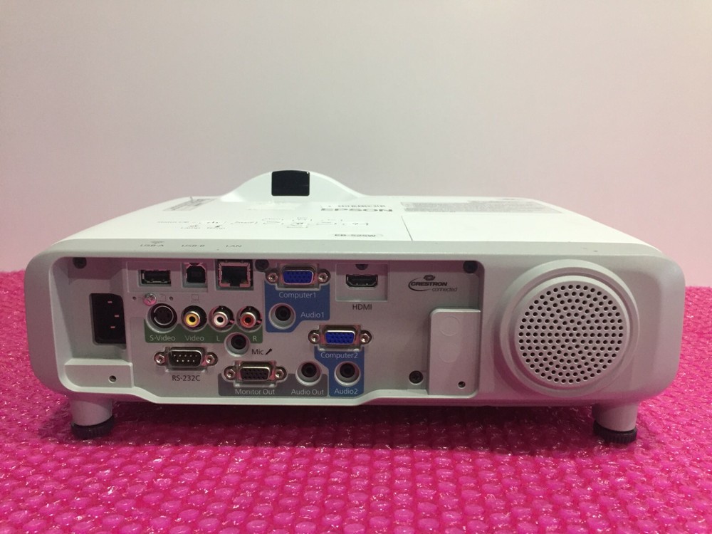 Epson EB525W Used Projector no remote controller