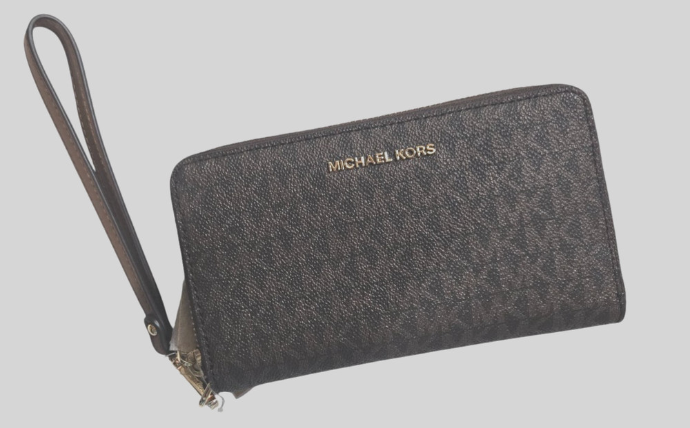 Michael Kors Jet Set Large Flat Multi Function Phone Case Brown Signature NWT