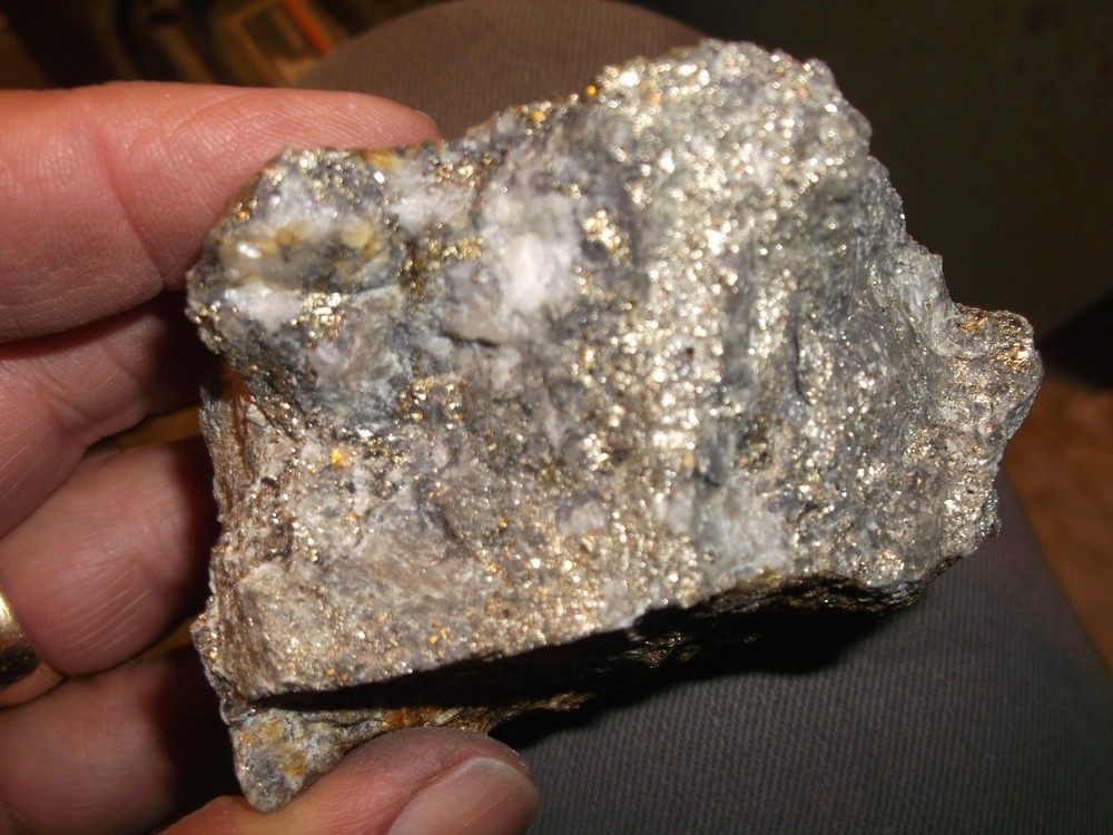 Gold, silver, copper,425 grams samples ,ore high grade .