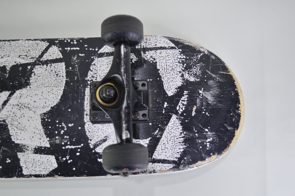 Rare Vintage Zero Skateboard Slashed Bold Goth Alternative Misled Youth HTF