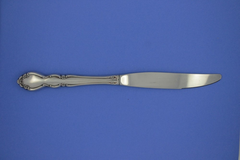 Oneida Stainless Flatware Dover Pattern Modern Hollow Dinner Knife 9"
