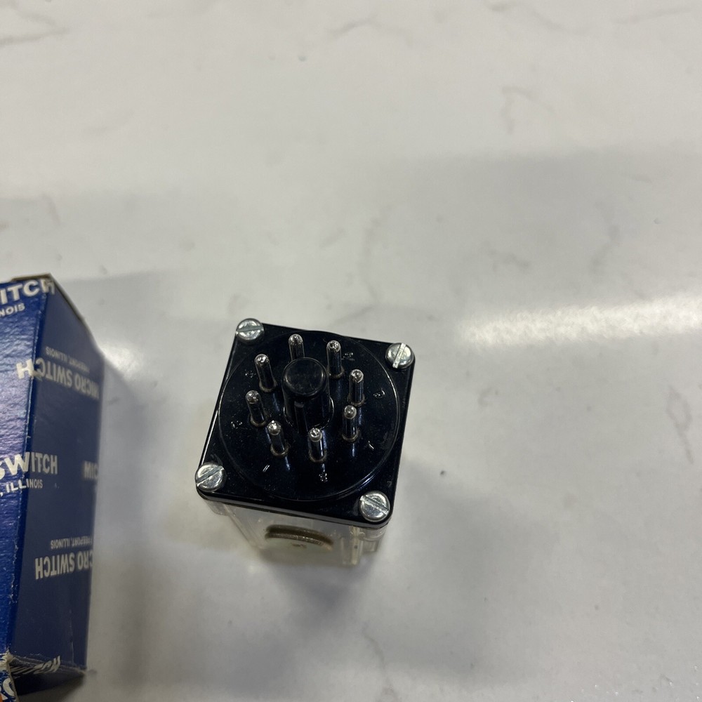 Honeywell 2443 4/ 76 Micro Switch