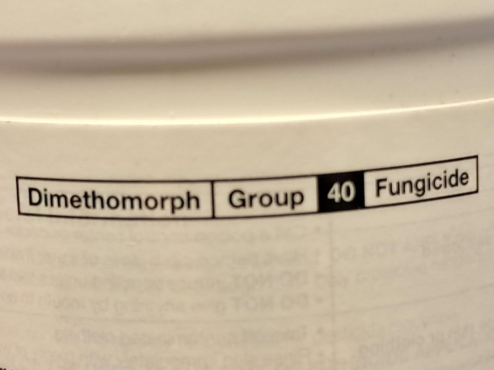BASF Stature SC Fungicide (Dimethomorph) 1.56 pints (25 fl. oz.)