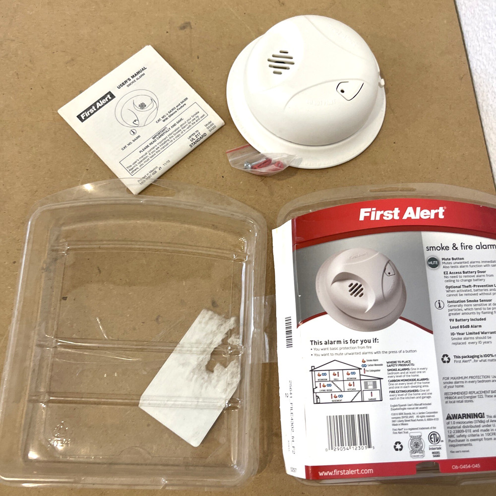 First Alert Smoke & Fire Alarm With Mute