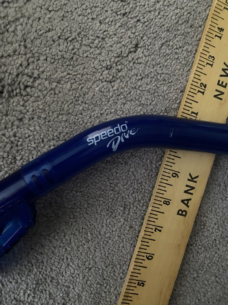 Speedo DIVE Mesh Black Backpack With 20' ADJUSTABLE Flippers & Snorkel Combo