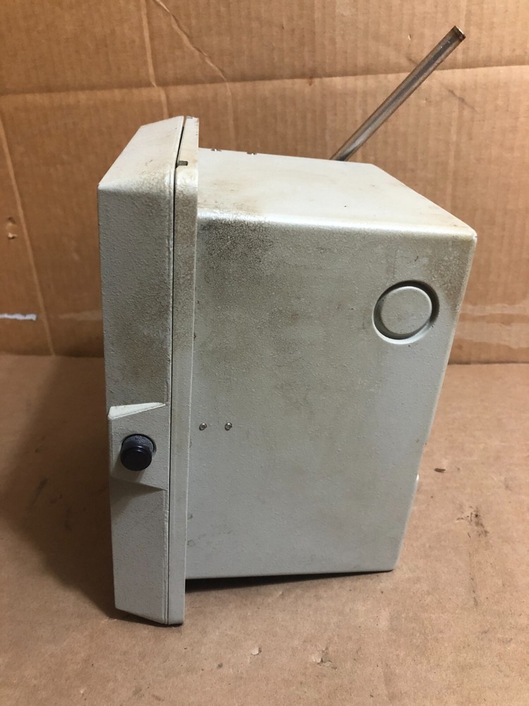 United Electric Temperature Recorder & Controller 650 Series **