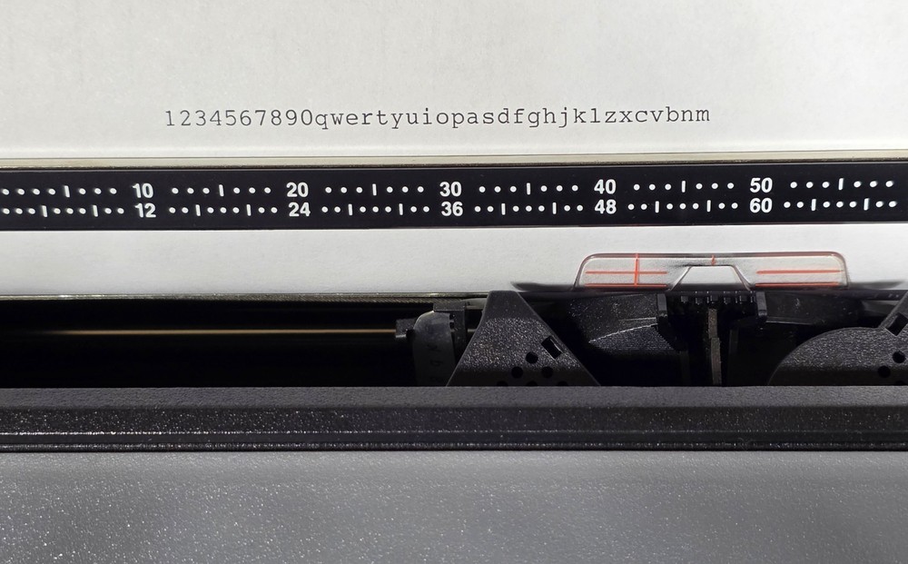 Smith Corona DeVille 80 Electric Typewriter Model 5A w/ Cover & Box - TESTED -