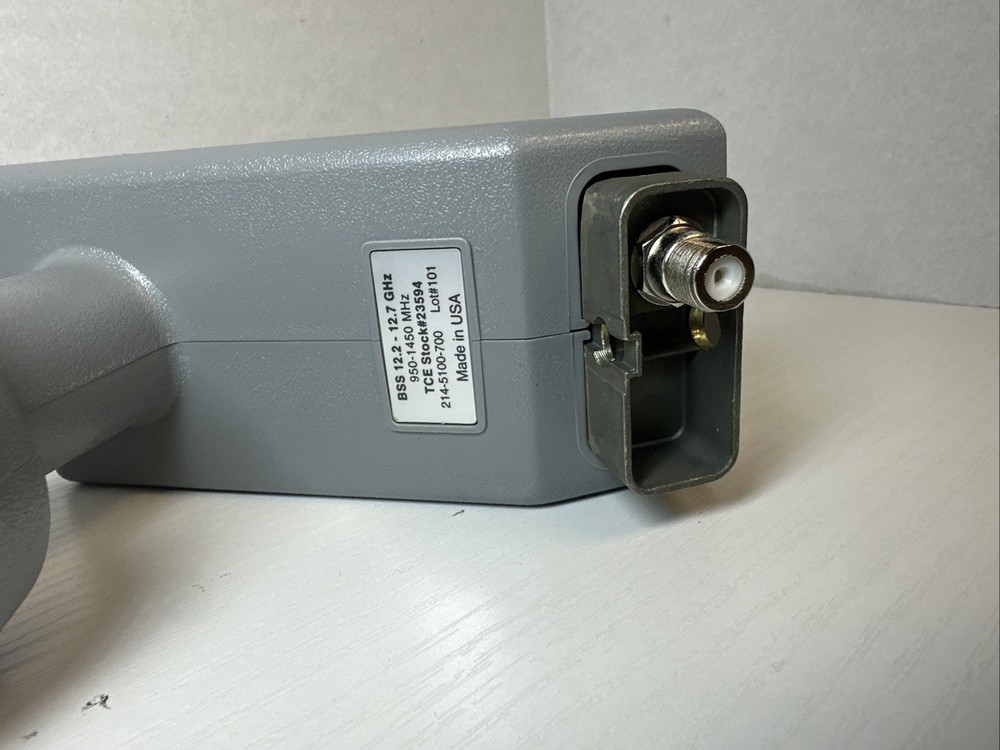 Satellite Dish SINGLE OUTPUT LNBF 214-5100-700
