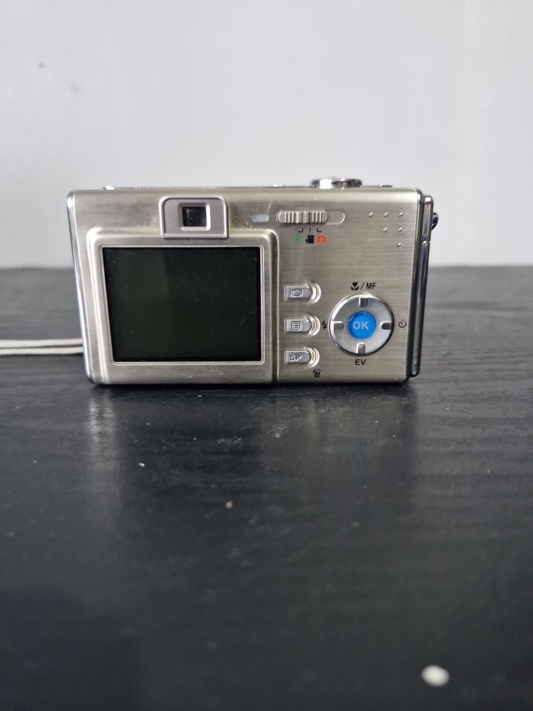 lumicronLDC-825z3 digital camera Untested