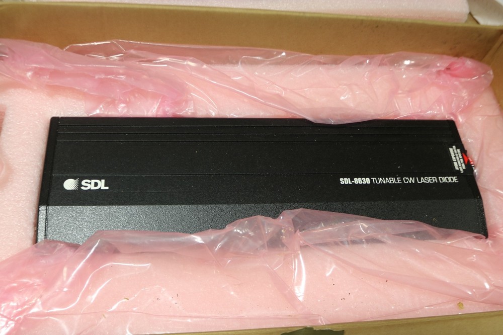 SDL-8630 TUNABLE CW DIODE LASER
