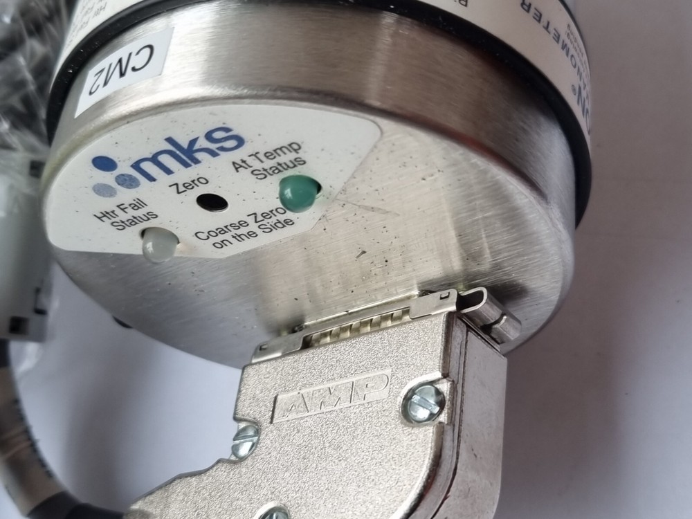 MKS 627D11TDC2P BARATRON CAPACITANCE MANOMETER (R2S9.8B2)