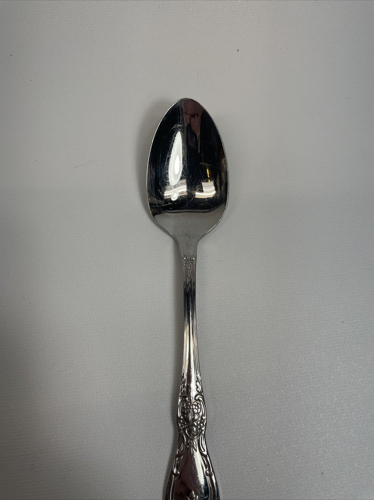 Oneida Kennett Square Distinction Deluxe HH Stainless Tablespoon Serving Spoon
