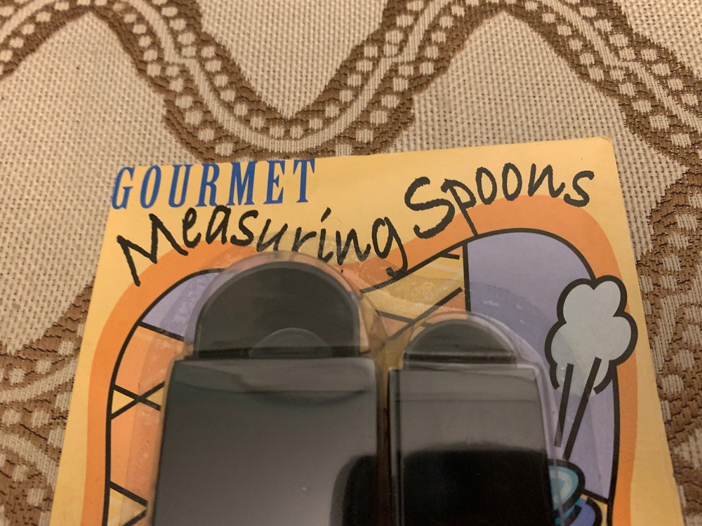 NIP - Gourmet Adjustable Measuring Spoons - 2 PC Set