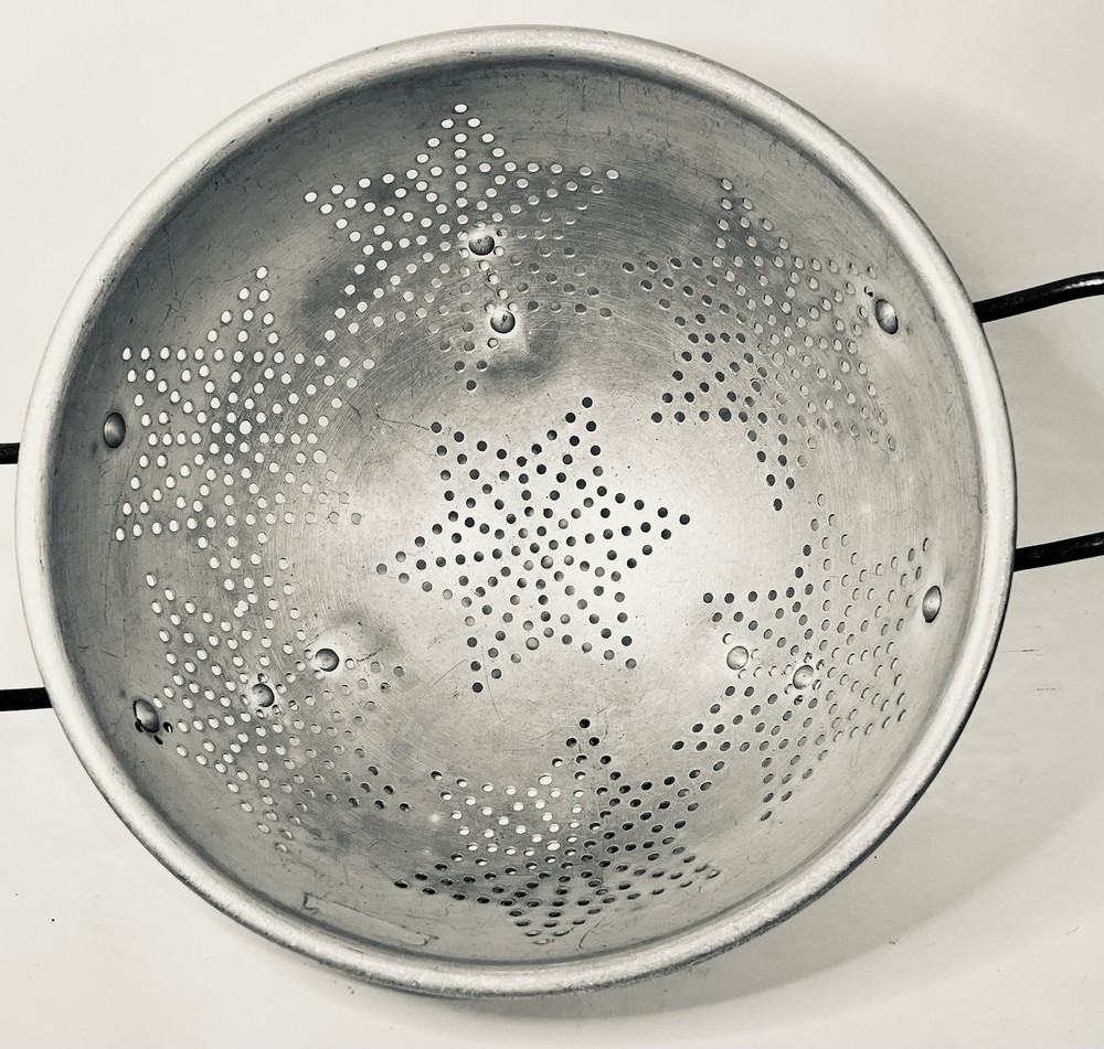 Vintage Aluminum Colander 7 Star Pattern Strainer 9” Mirro