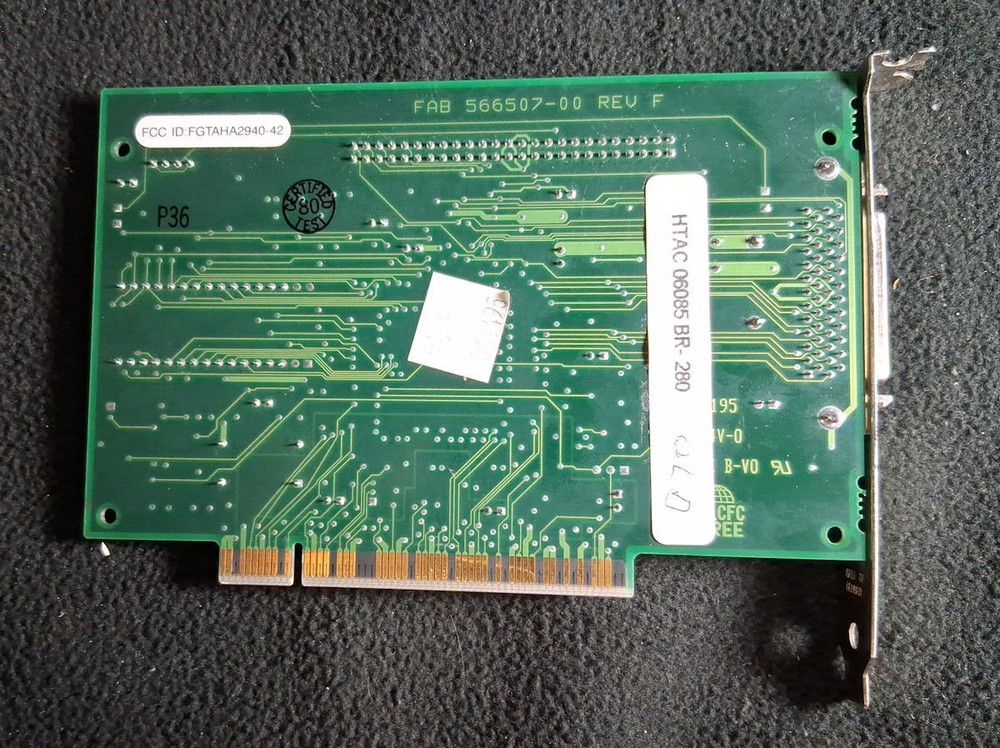 1993 Adaptec AHA-2940 Ultra SCSI Host Adapter Controller