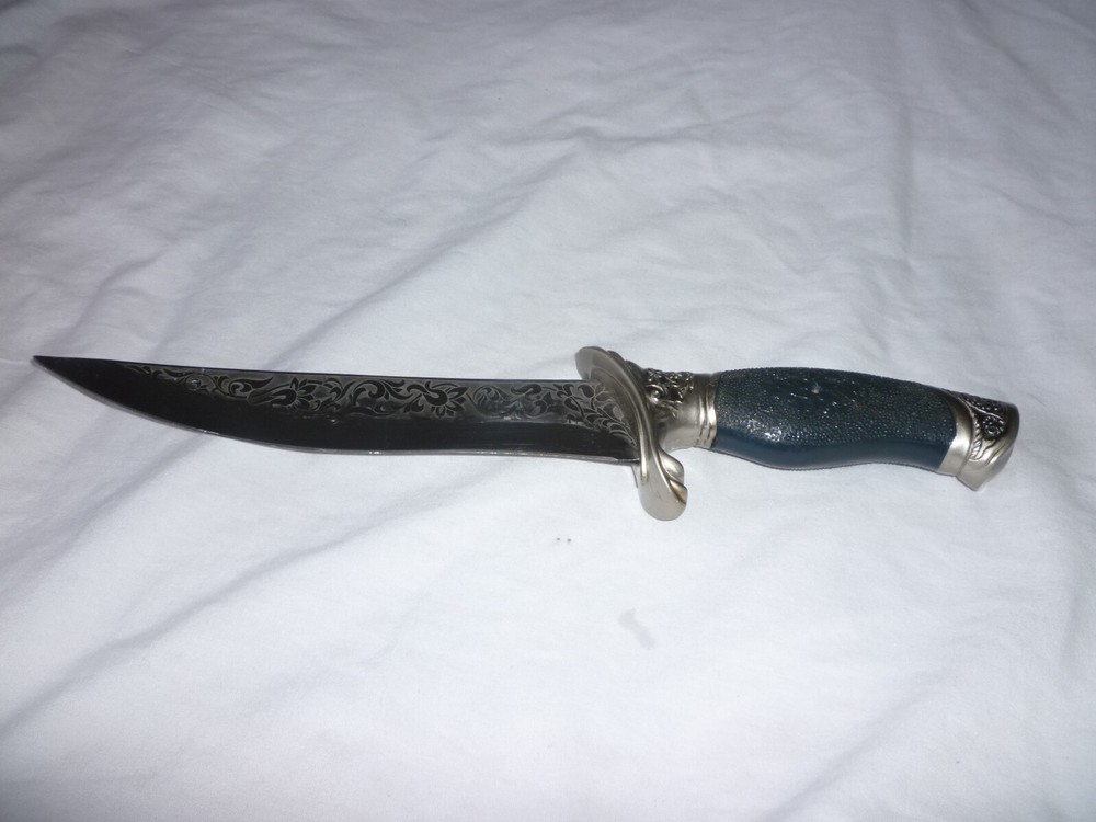 VINTAGE ANTIQUE DAGGER KNIFE