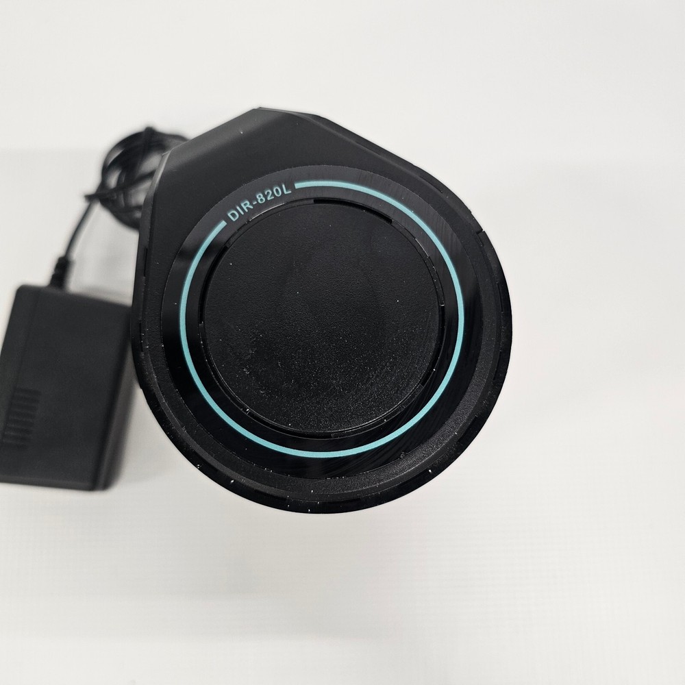 D-Link Wireless Home Office 4-Lan Router - DIR-820L