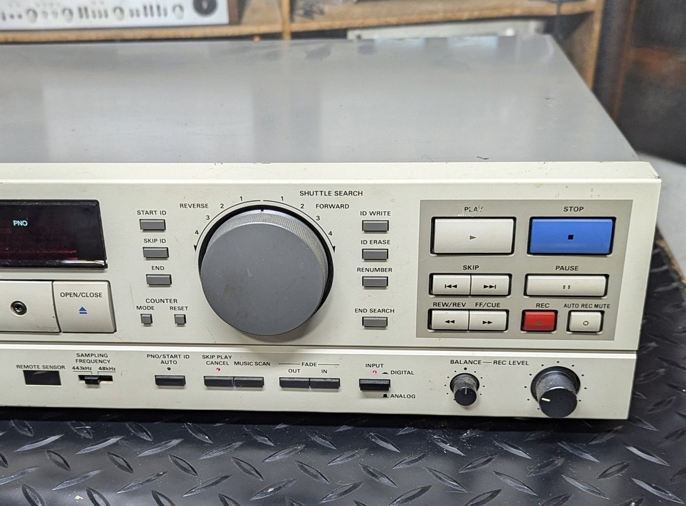 Panasonic SV-3700 professional digital audio tape deck