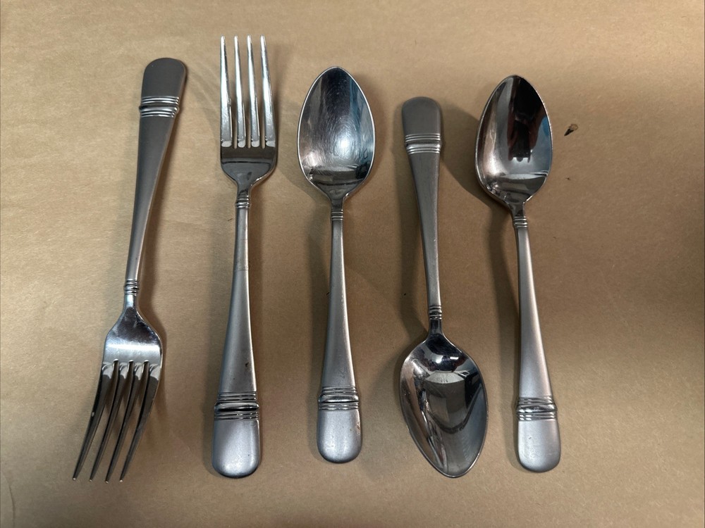 24 Piece Lot Flatware DJ Korea