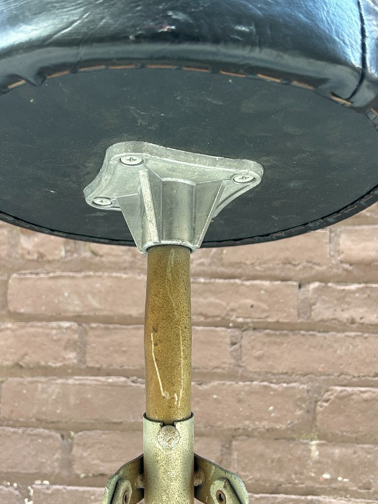 CB Percussion Drum Throne