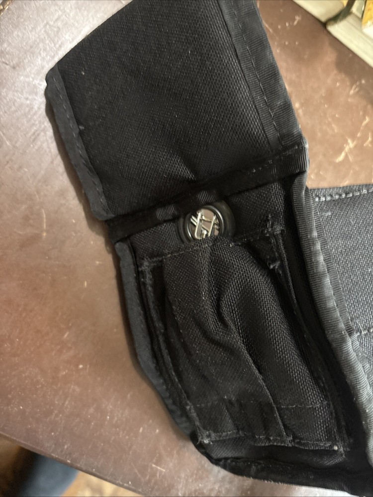 PYTHON SAFETY SINGLE TOOL HOLDER WITH RETRACTOR