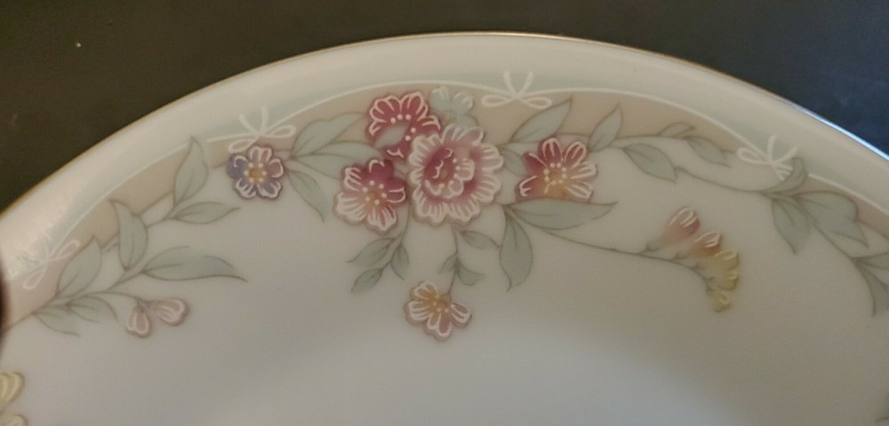 Noritake legendary Algonquin (PLATINUM) Saucer 3690