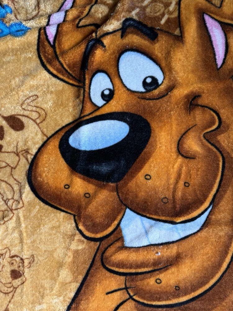 Vintage 90s Scooby Doo Fleece Plush Blanket Throw