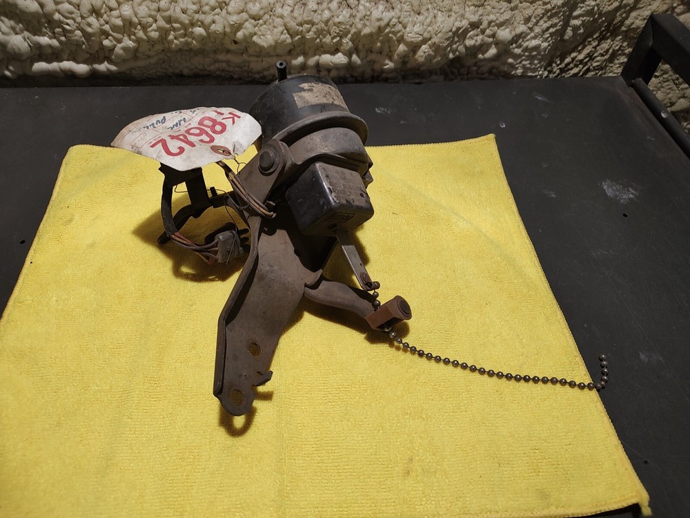 Lincoln 1975 Cruise Control Pull Original #8642