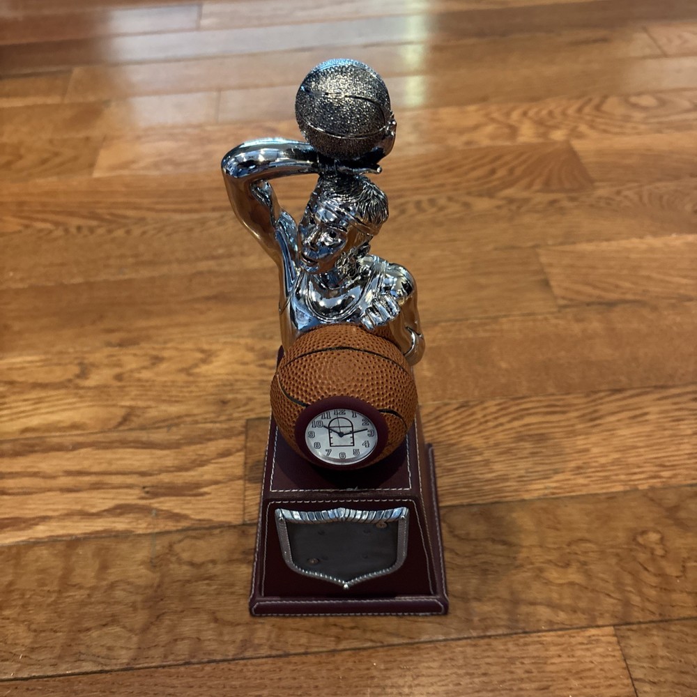 Engravable Men’s Basketball trophy with Clock