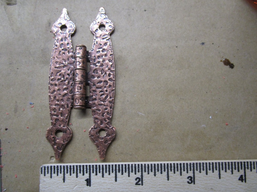 Belwith Hammered Copper Flat Spade Hinge P106-AC 904138