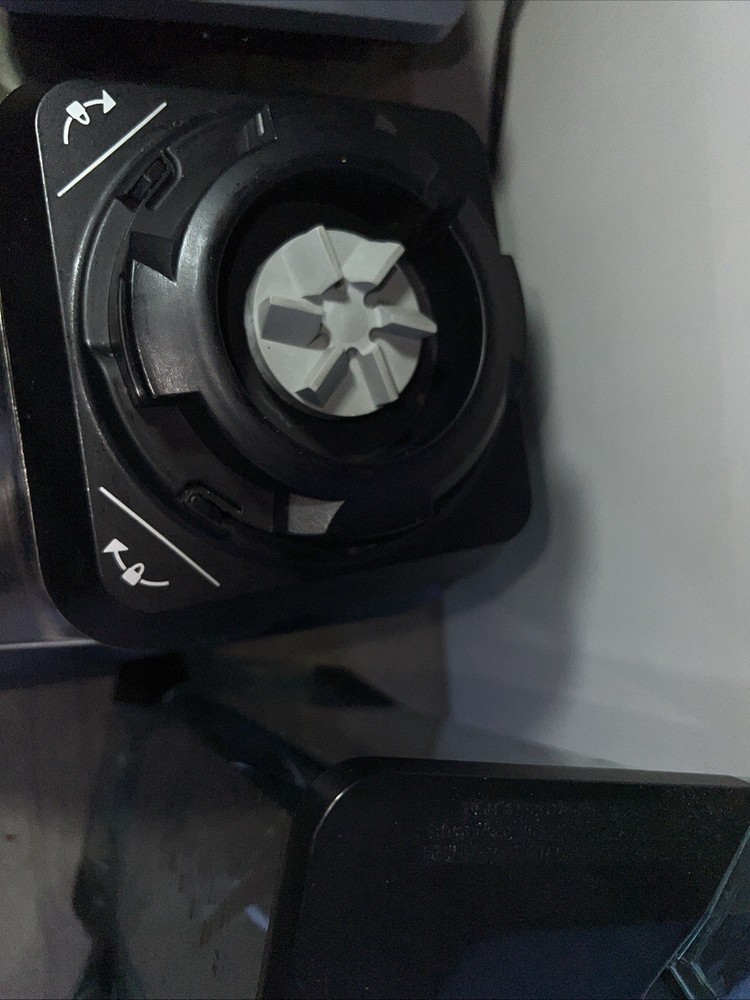 Ninja Pro System Base 2 Pitchers 2 Blades Working