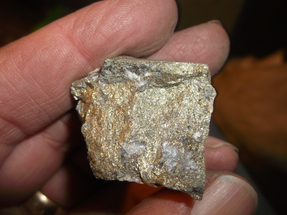 Gold, silver, copper, 40 grams samples ,ore high grade .