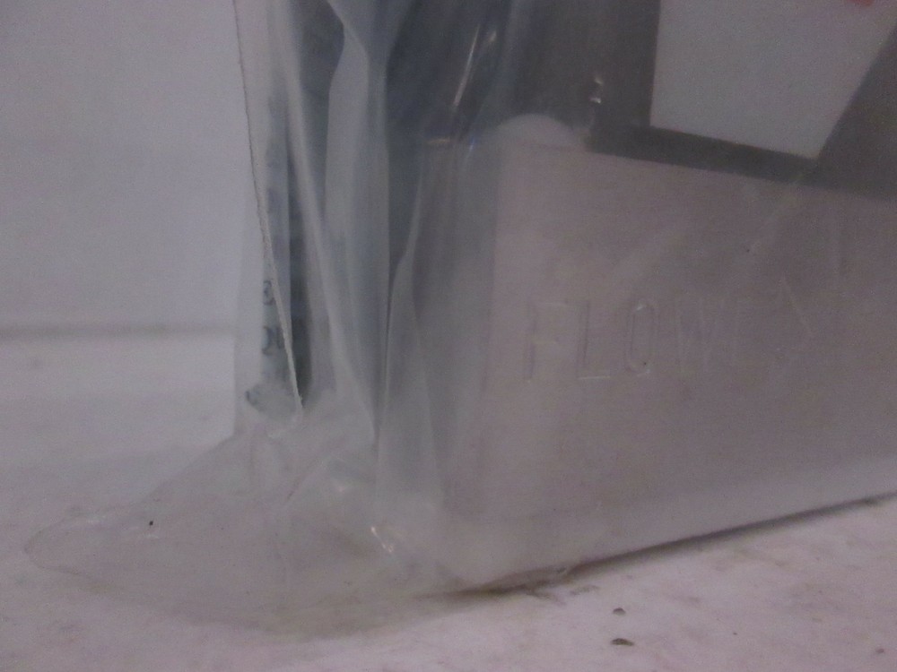 Tylan DFC-2979MEP5, MFC Mass Flow Controller 100 SCCM, CH2F2, Rfrb