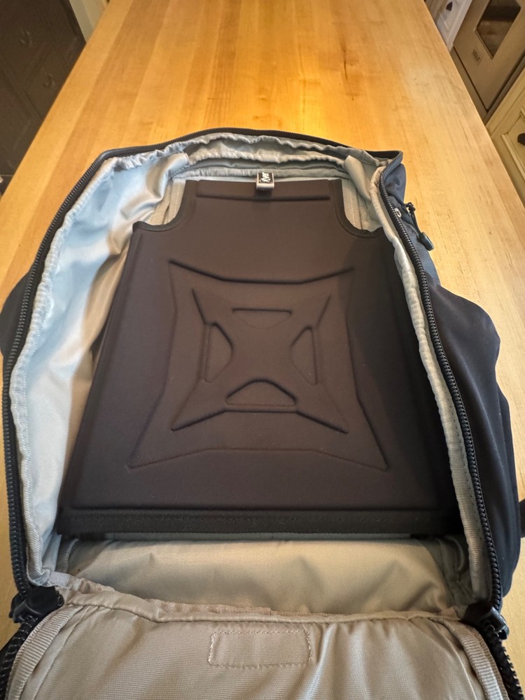 Vertx Gamut 2.0 Backpack - Black with Mini Organizer Pouch, Etc.