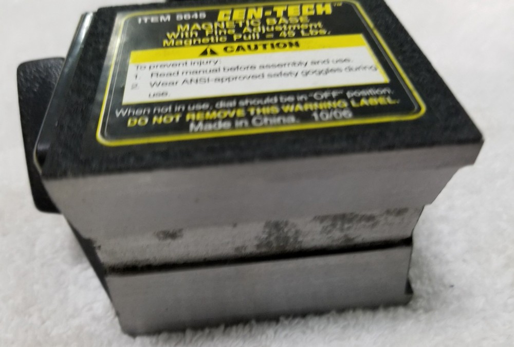 Cen-Tech Multi-Position Magnetic Base w/Fine Adjustment (New)